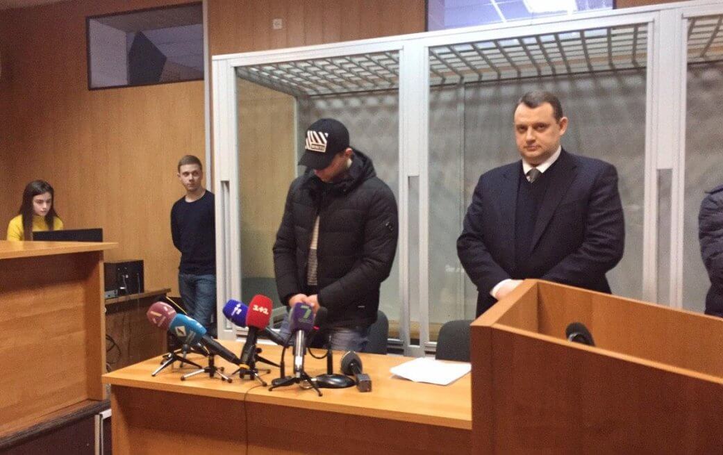 Охоронець Микола Дмитрук у Малиновському районному суді Одеси. Фото: Евеліна Ганська, Ґрати
