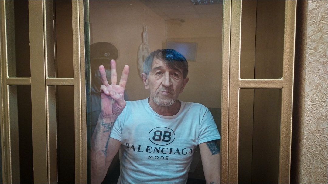 Суд в России приговорил крымчанина Олега Приходько к 5 годам заключения. Его обвиняли в подготовке терактов, чтобы заставить вернуть Крым Украине