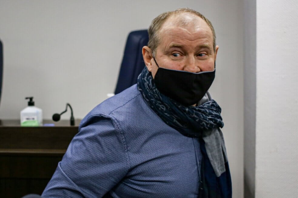 Колишній суддя Микола Чаус під час засідання у Вищому антикорупційному суді, 30 листопада 2021 року. Фото: Стас Юрченко, Ґрати