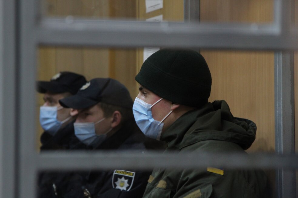 Підозрюваний Артемій Рябчук у Кіровському райсуді Дніпра, 28 січня 2022 року. Фото: Ганна Соколова, Ґрати