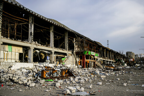 В Одессе начали слушать дело Сергея Стерненко. Прокурор просил его арестовать, а адвокаты заявили отвод коллегии судей