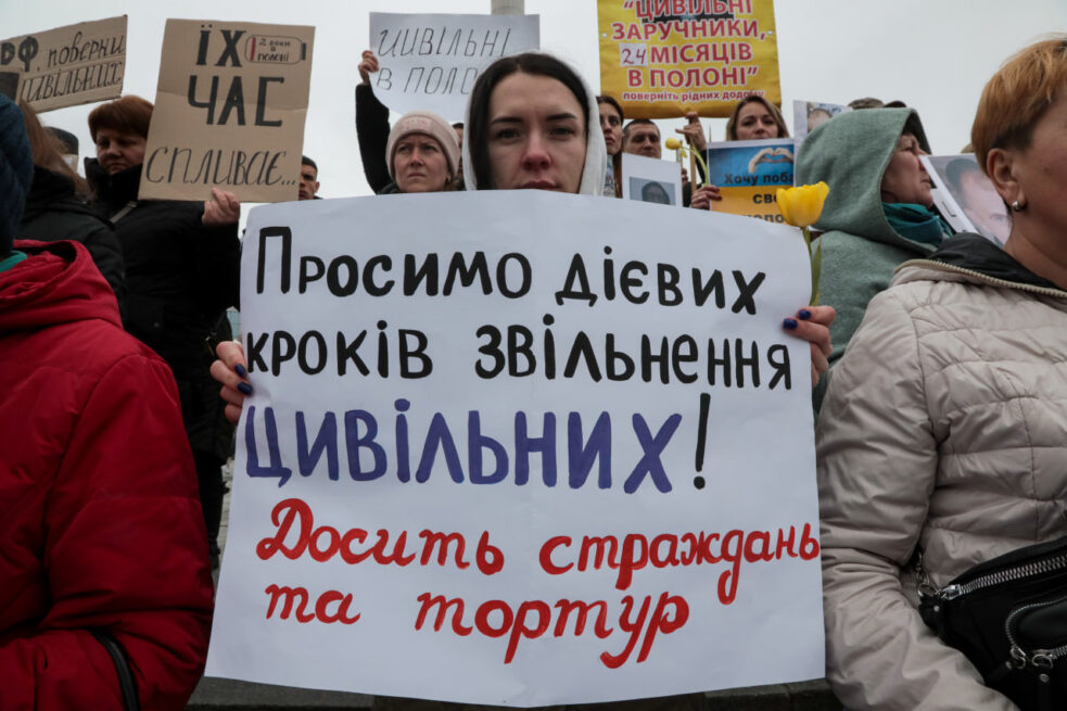 Акція на підтримку звільнення українців в російському полоні. Фото: Станіслав Юрченко, Ґрати