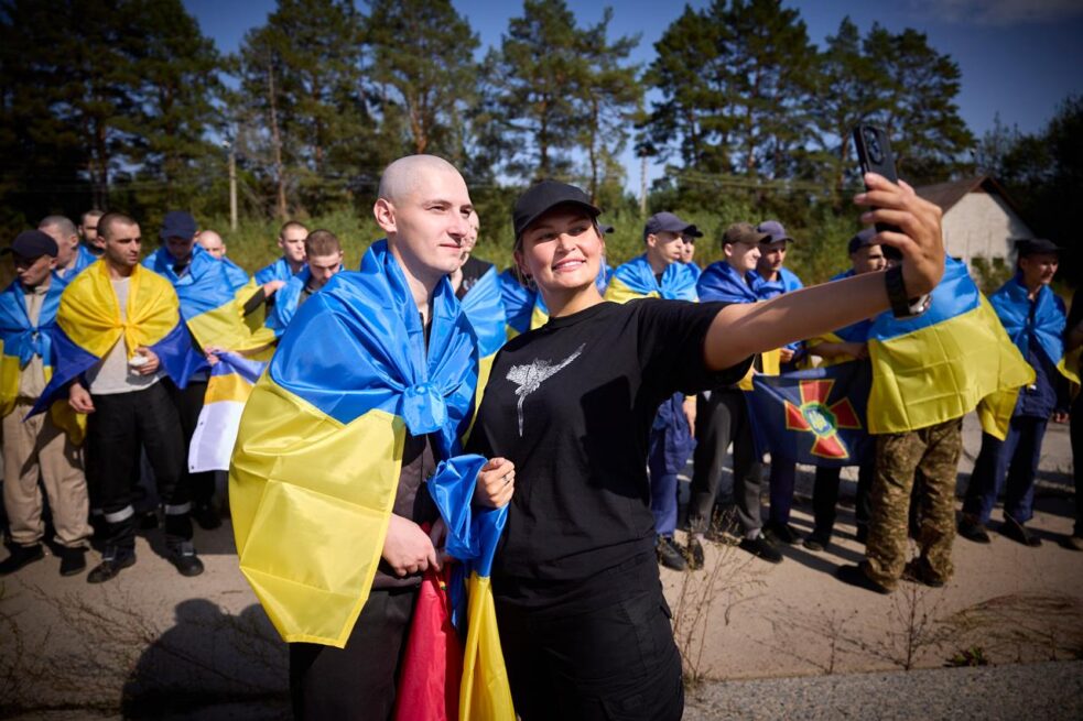Звільнені під час обміну українці, 14 вересня 2024 року. Фото: Офіс президента 