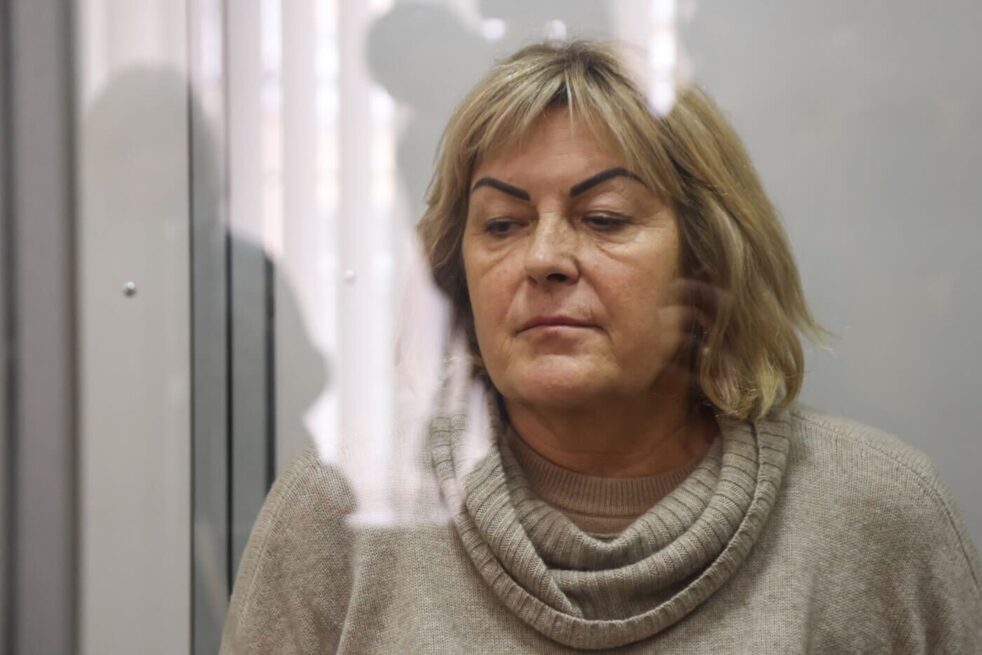 Засідання в Печерському суді по справі Тетяни Крупи, 7 жовтня 2024 року. Фото: Стас Юрченко, Ґрати
