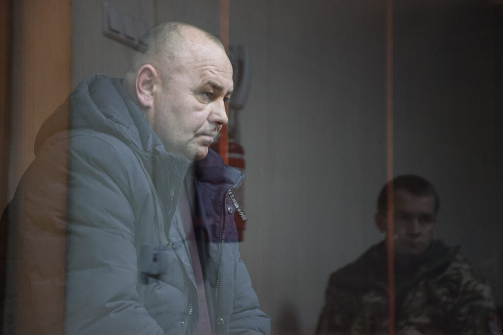 Командир 211-й понтонно-мостовой бригады Сил поддержки Вооруженных сил Украины Олег Побережнюк в Печерском суде Киева, 30 декабря 2024 года. Фото: Стас Юрченко, Ґрати<br />

